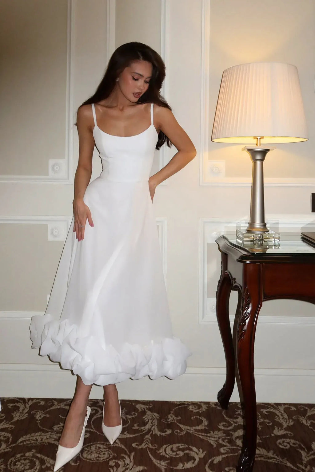 Women's Sleeveless Midi Wedding Guest Dress Fluid Silhouette Waist-Defining Lightweight Versatile – Heather - Lolly 