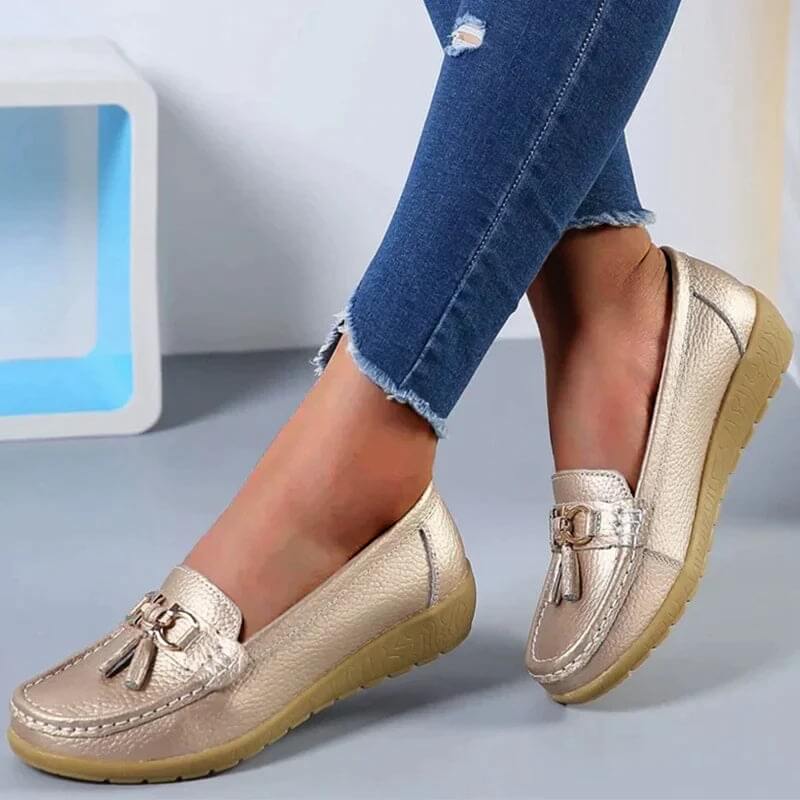 Women's Slip-On Loafers Tassel Detail Comfort Flats Casual Walking Shoes - Lolly 
