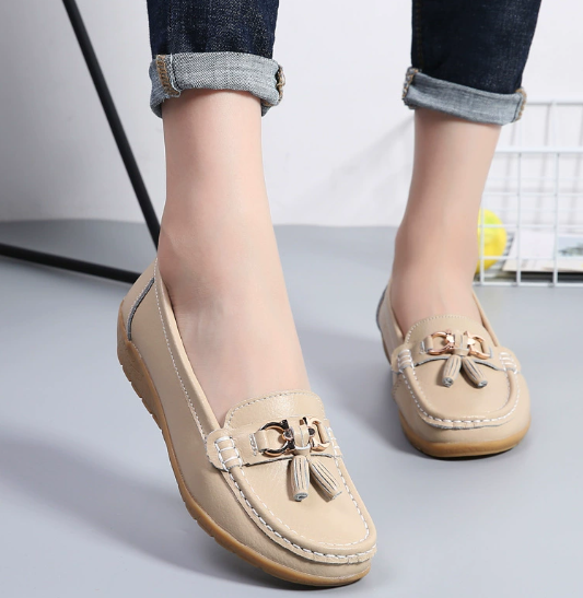 Women's Slip-On Loafers Tassel Detail Comfort Flats Casual Walking Shoes - Lolly 