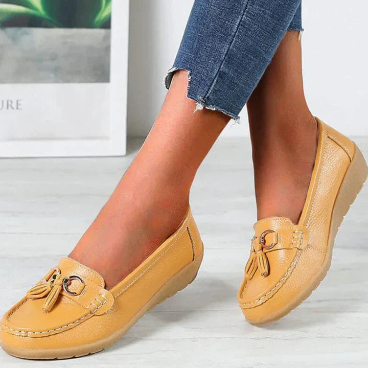 Women's Slip-On Low Moccasins Fringe Detail Lace-Free Casual Elegant Everyday Comfort – White - Lolly 