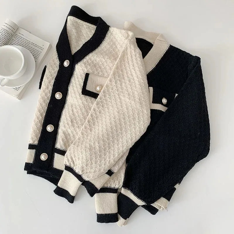 Women's Two-Tone Knit Cardigan Button-Down V-Neck Long Sleeve Casual Fall Winter - Lolly 